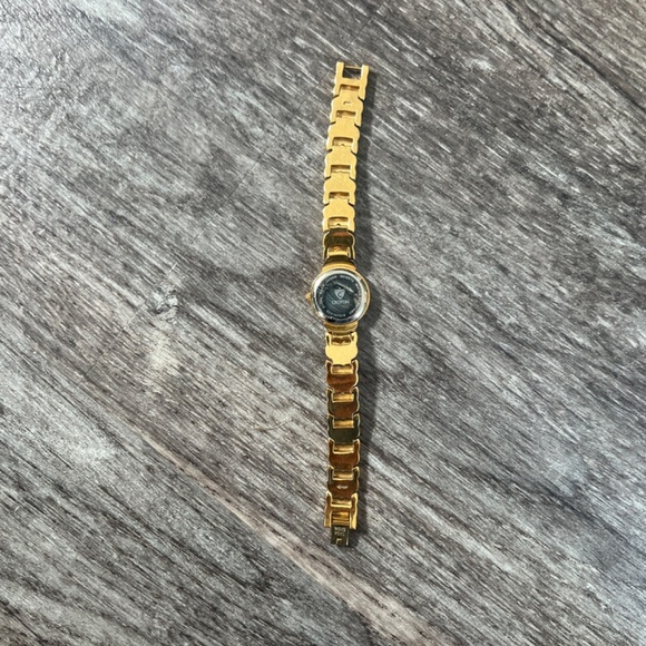 Vintage CROTON Women's Diamond Quartz Japan Two Tone Watch - Picture 5 of 7